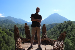 From Paris to Surabaya, Indonesia: My Internship Abroad Experience