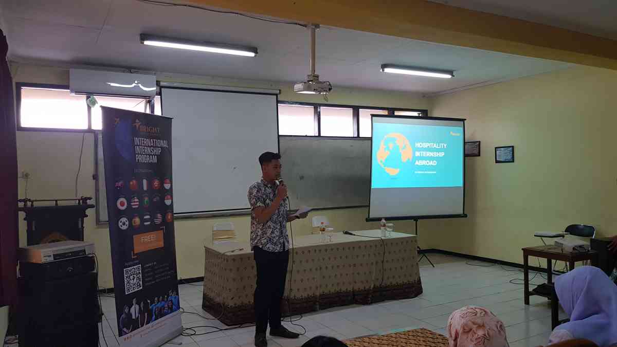 Internship Program Info Session at Univeritas Merdeka Malang