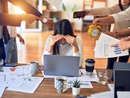 Finding an internship can be exciting. You get to experience a real workplace, meet new people, and learn things you don’t always get to learn in class.